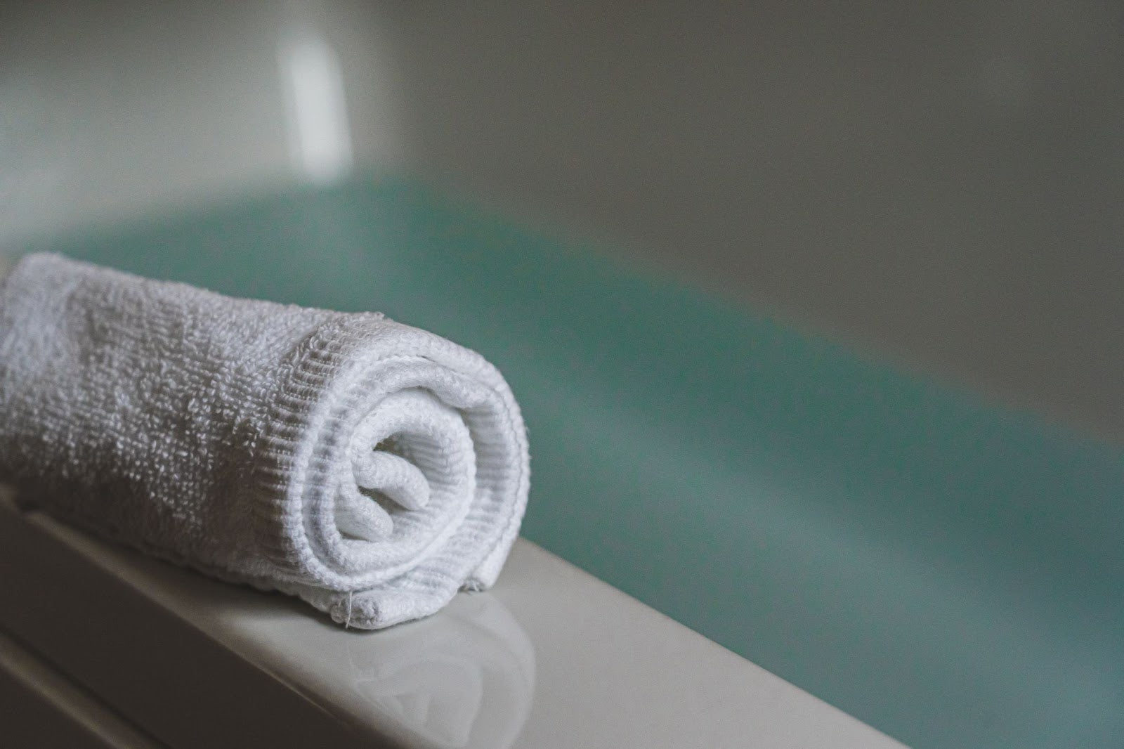 Hygiene Matters: Why Bathroom Hand Towels Shouldn't be Overlooked – Mizu  Towel